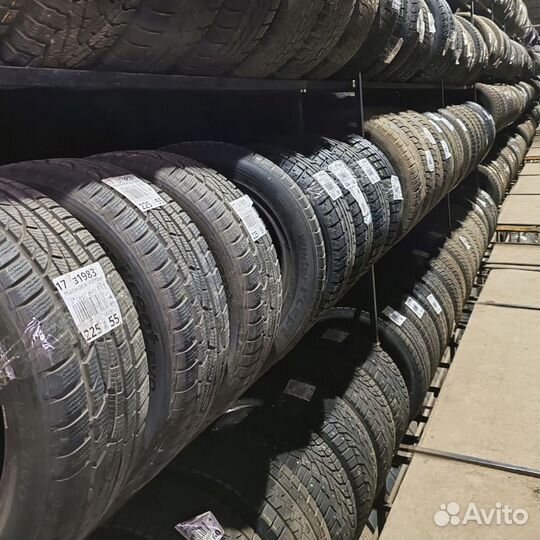 Goodyear Ice Navi Zea 205/55 R16 89L