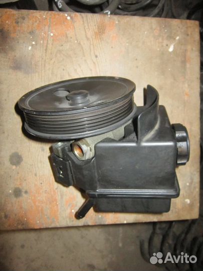 Насос гур Вольво 850