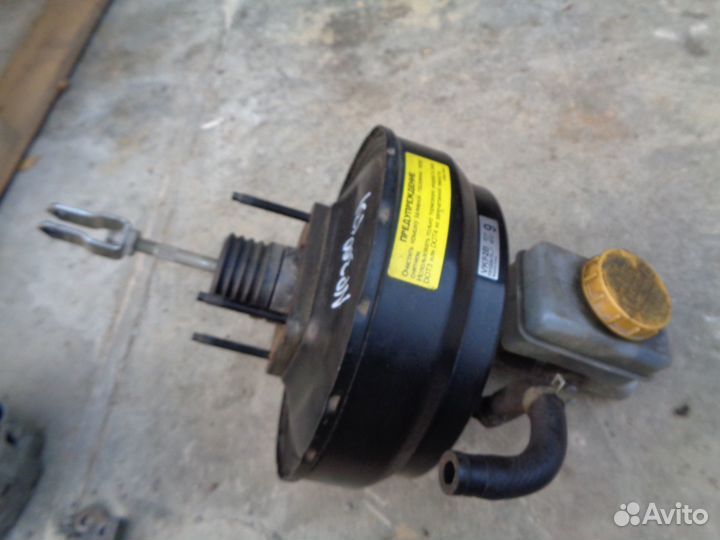 Главный тормозной цилиндр Ниссан нп300