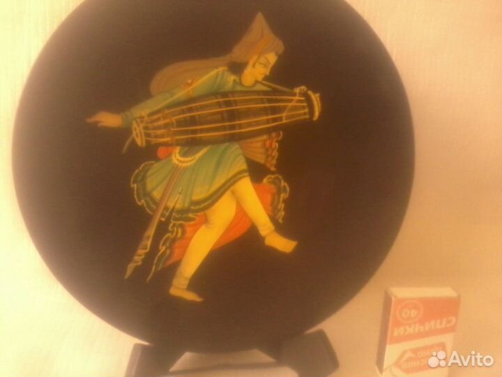 Тарелка декоративная, антикварная, лак, Индия