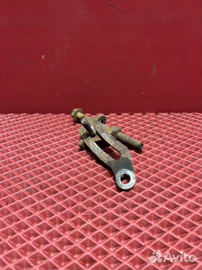 Натяжитель ремня генератора Daihatsu Sirion M3