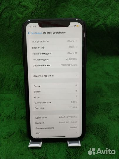 iPhone 11, 64 ГБ