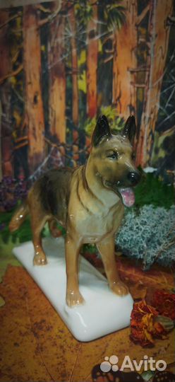 Немецкая овчарка статуэтка фарфоровая