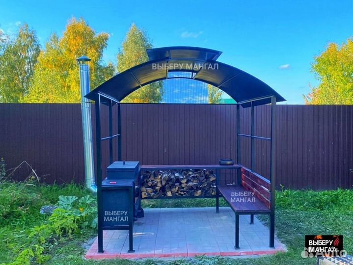 Беседка с мангалом