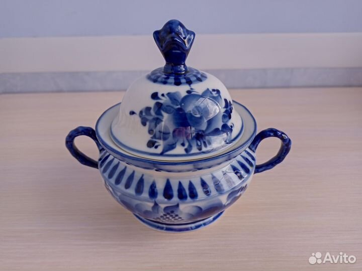 Посуда гжель