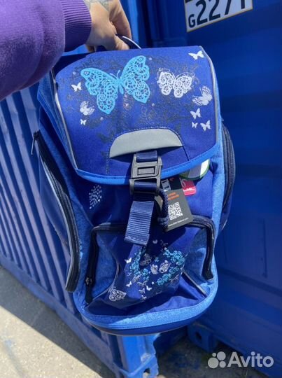 Ранец школьный новый belmip