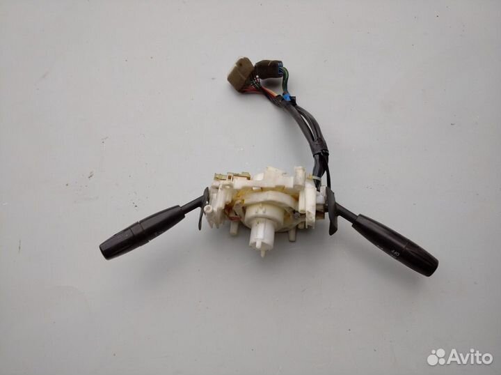 Переключатель подрулевой Киа Спектра