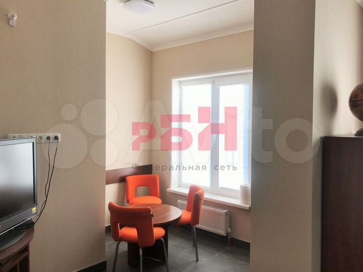 Офис в бц с отдельным входом 52.4 кв.м