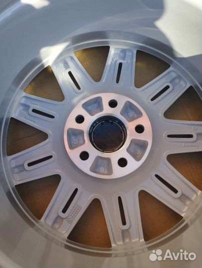 Диски литые R16 на Volvo