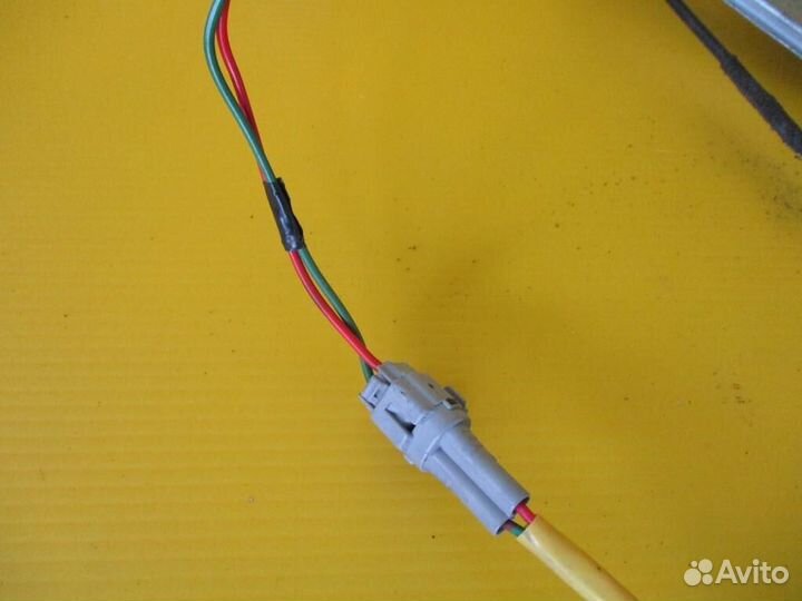 Стеклоподъемник