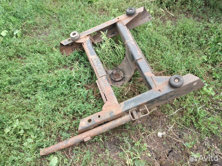Подрамник газ самосвал 3309