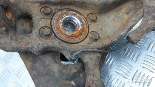 Ступица передняя правая nissan pathfinder R51 (AAD