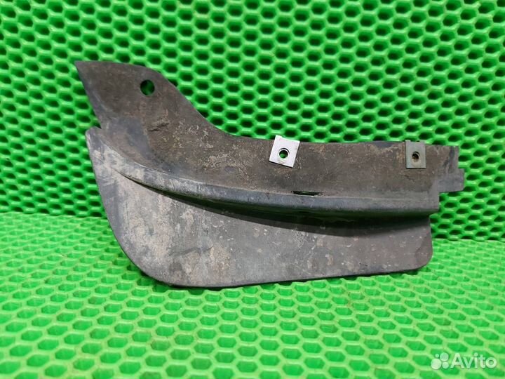 Брызговик бампера левый Audi Q7 S Line 4LB cjga