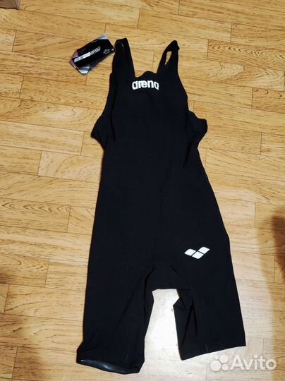 Гидрокостюм arena новый