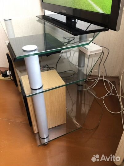Тумба под телевизор стекло
