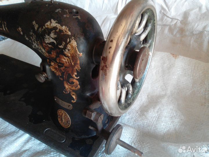 Швейная машинка 