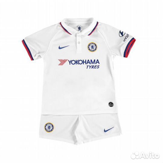 Футбольная форма челси nike