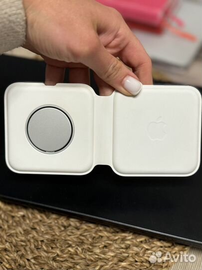 Двойное зарядное устройство Apple MagSafe, белый