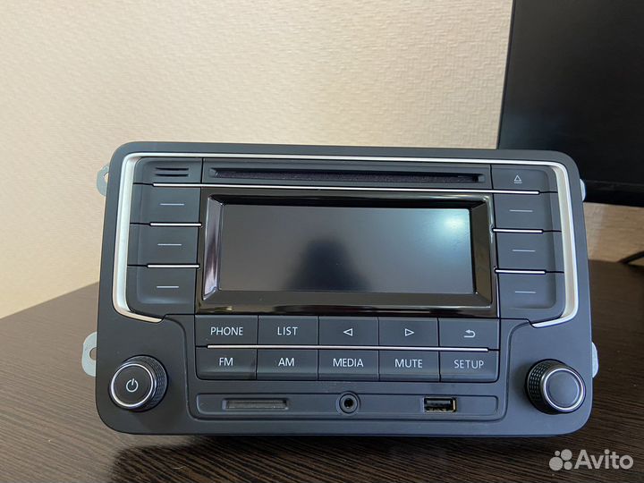 Штатная магнитола volkswagen polo