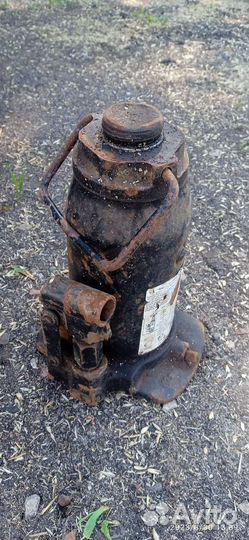 Домкрат гидравлический бутылочный бу