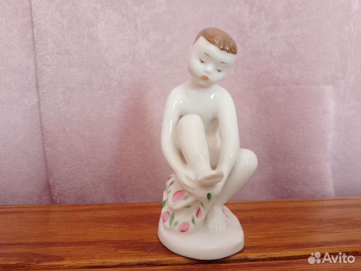 Фарфоровая статуэтка СССР лфз