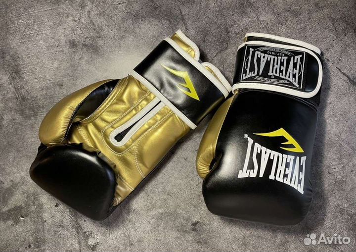 Боксерские перчатки everlast
