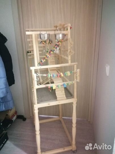 Игровой стенд для попугая