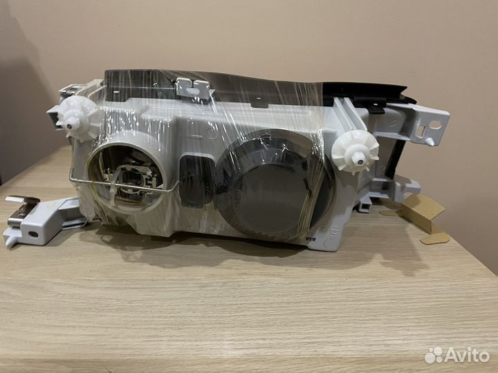Фара левая с эк с туман. skoda octavia 96-00