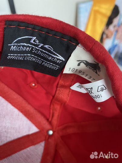 Кепка Ferrari от Михаэля Шумахера 2002