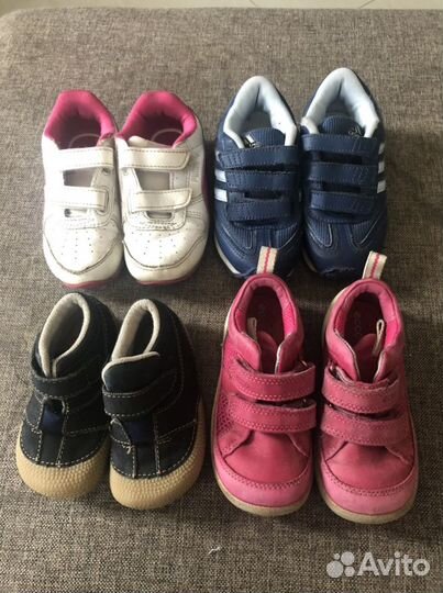 Кроссовки 22,24,25