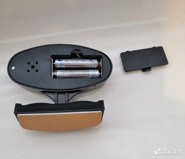 Часы электронные на липучке