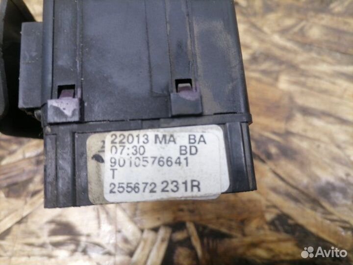 Переключатель стеклоочистителей подрулевой Renault