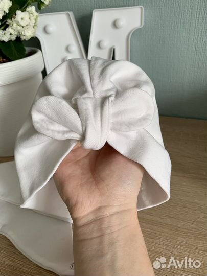 Шапочка и снуд на девочку 3-6 месяцев