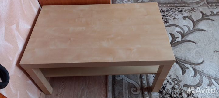 Журнальный столик