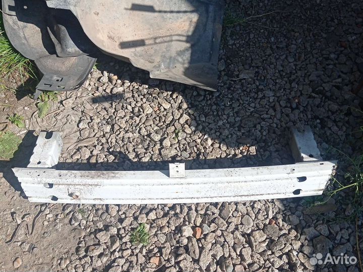 Усилитель бампера опель мокка