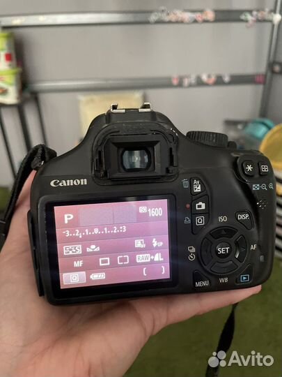 Зеркальный фотоаппарат canon eos 1100d