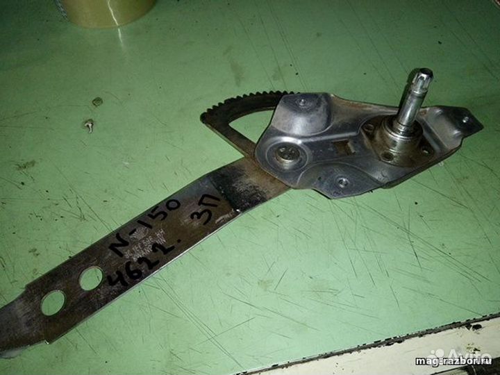 Стеклоподъемник задней правой двери Daewoo Nexia