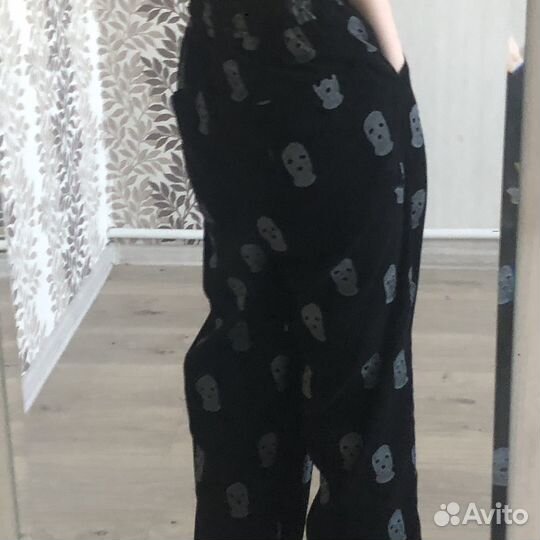 Штаны с балаклавами