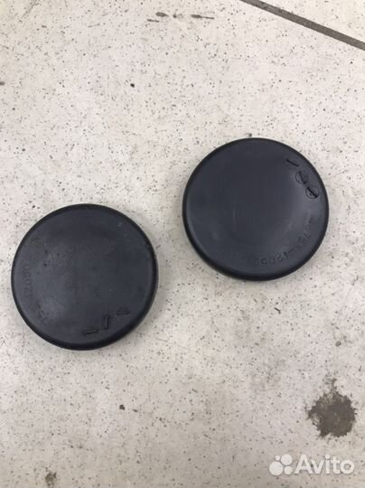 Крышки задних опор toyota corolla e10 e11