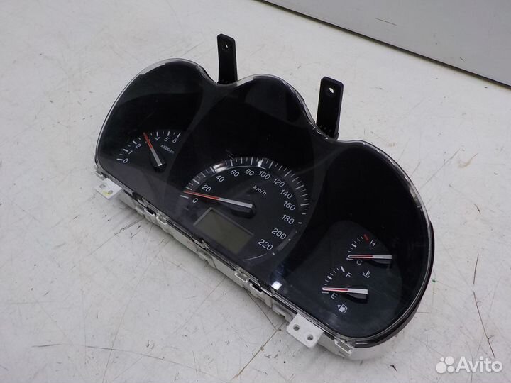 Щиток приборов (панель приборов) Kia Cerato 2004-2