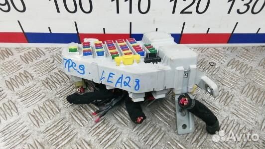 Блок предохранителей hyundai tucson JM (LEA28M101)