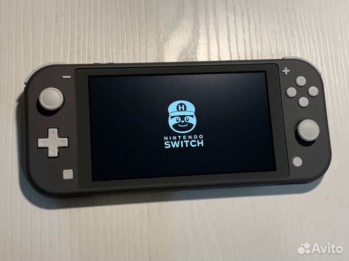Nintendo Switch lite прошитая новая 64+32гб
