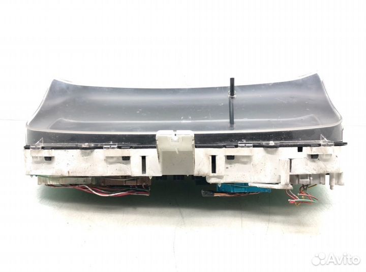 Щиток приборов (приборная панель) Toyota Corolla