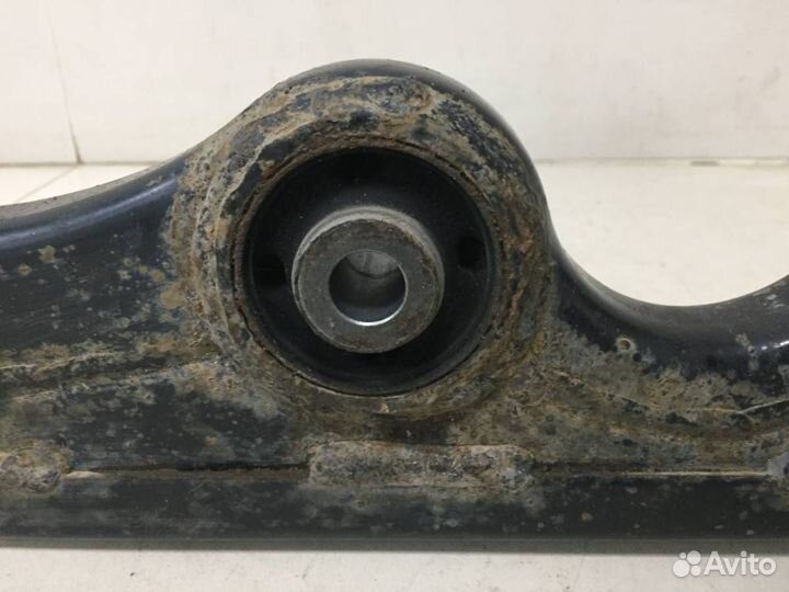 Рычаг задний продольный правый Mitsubishi Pajero/M