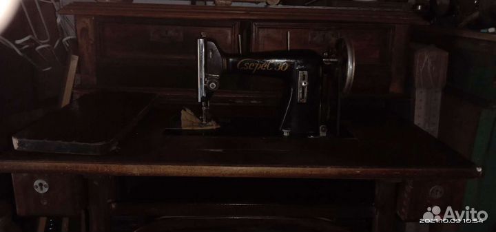 Швейная машинка