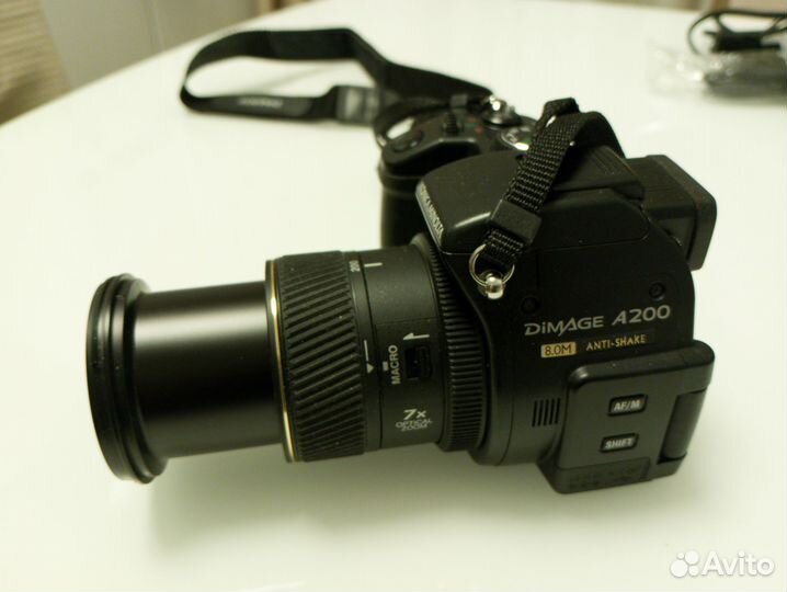 Компактный фотоаппарат Konica-Minolta