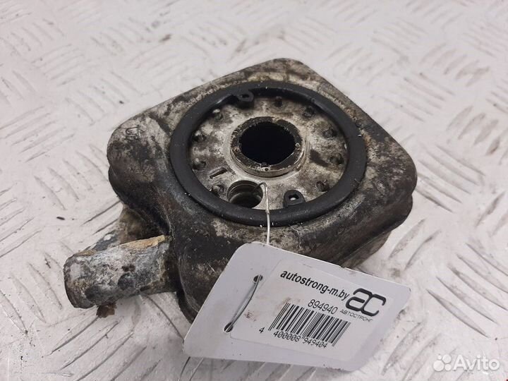 Теплообменник масляного фильтра Audi A6 4A/C4 1995