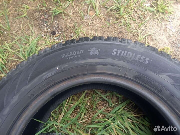 Toyo Observe GSi-5 215/65 R16 98T