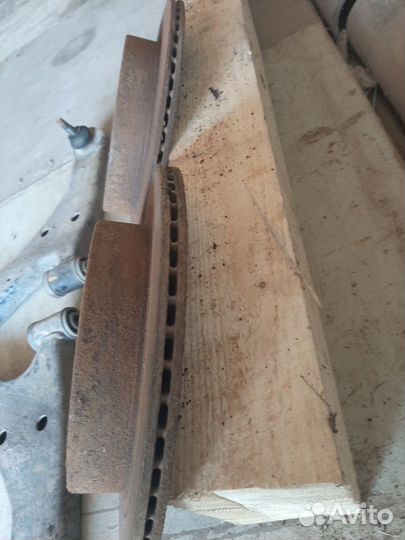 Задние тормозные диски