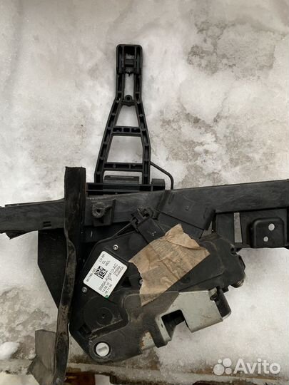 Замок задней левой двери ford focus 3